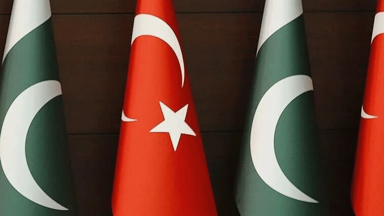 Mekke Anlaşması sonrası telefon görüşmesi Kardeş Pakistan ile kritik temas