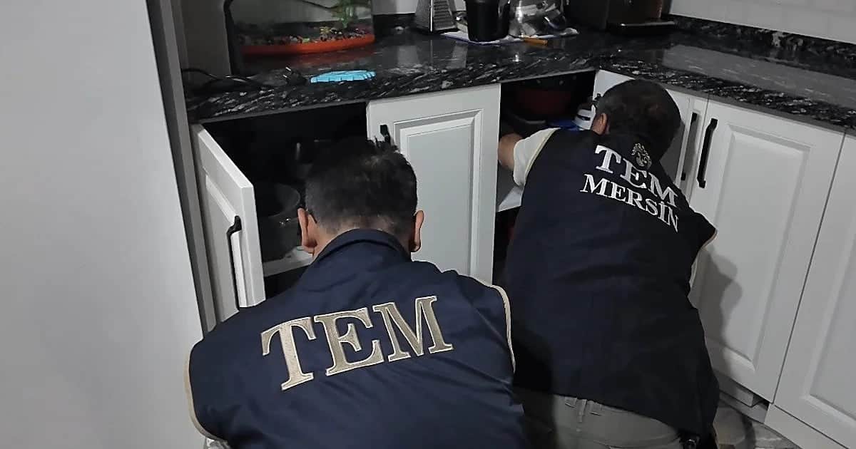 Mersin'de 7 milyar 640 milyon liralık bahis operasyonunda 42 şüpheli yakalandı