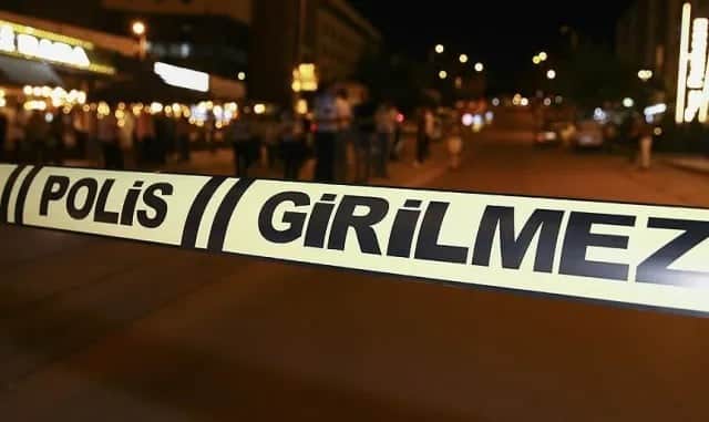 Mersin'de iki grup arasındaki kavga sırasında aracın çarptığı kişi yaşamını yitirdi