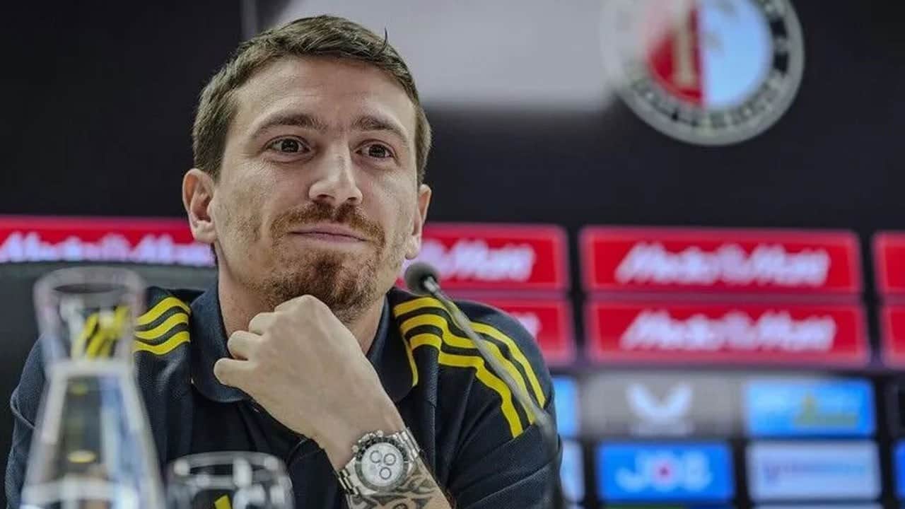Mert Hakan Yandaş yeni sözleşmeye imza attı