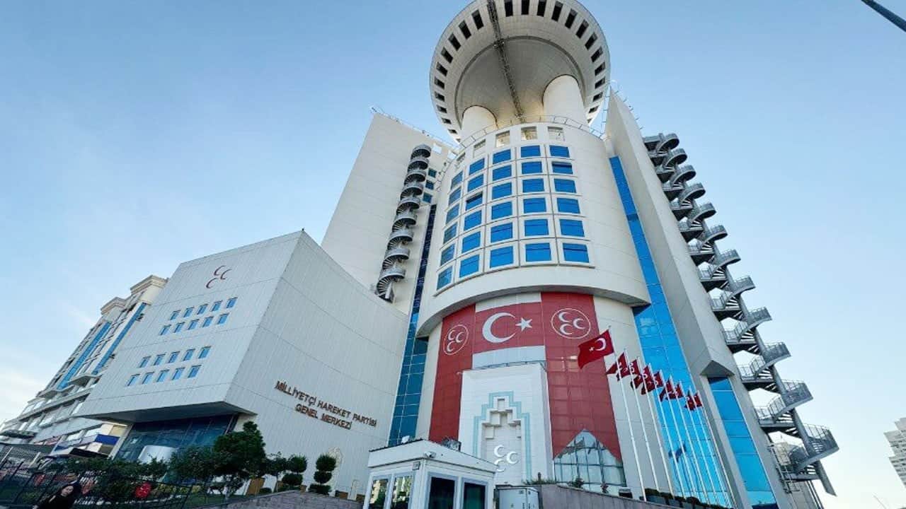 MHP bugünü de boş geçmedi! Bir il teşkilatı daha feshedildi: Sayı 17'ye yükseldi