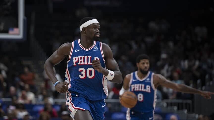 Milli Basketbolcu Adem Bona'nın takımı, NBA play-off'larına yükseldi