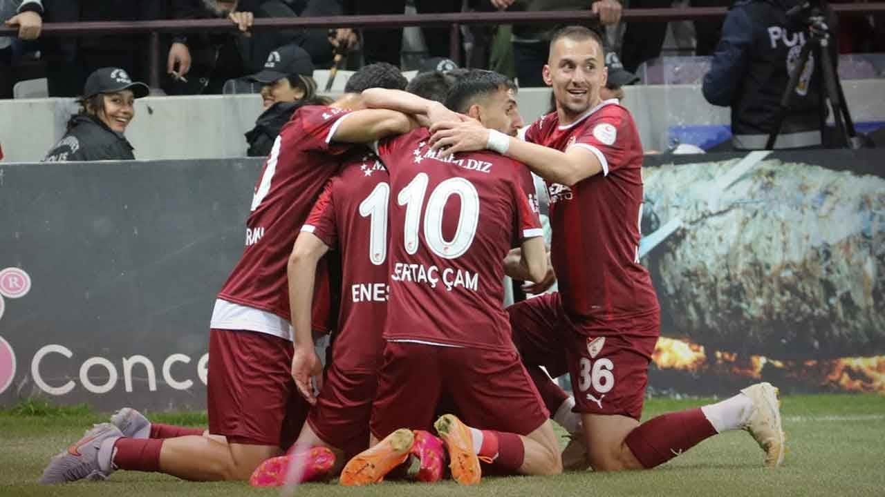 Muğlaspor'dan penaltı atışlarında tarih yazan zafer! Elazığspor'u saf dışı bırakarak 1. Lig'e adını yazdırdı!