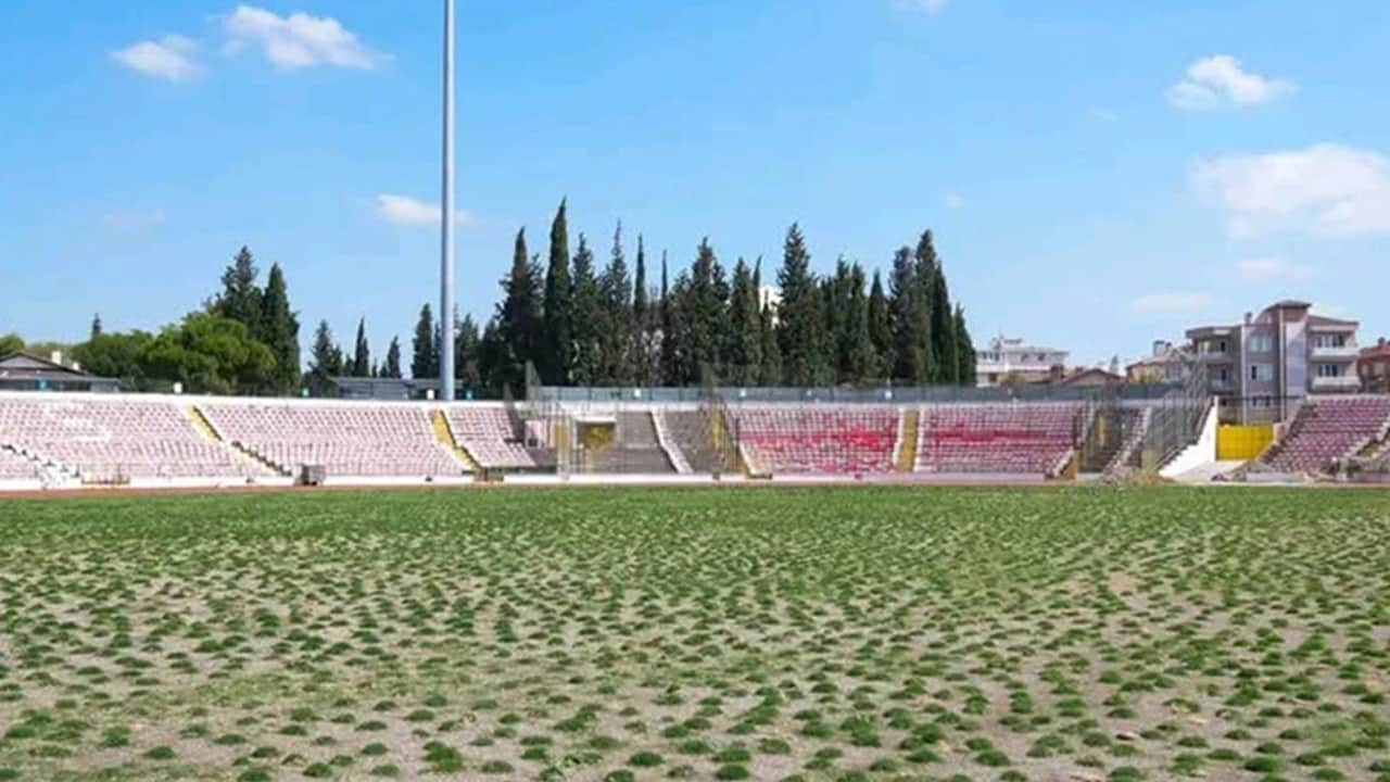 O kulüp pazar günü oynayacağı maç için yana yakıla stat arıyor!