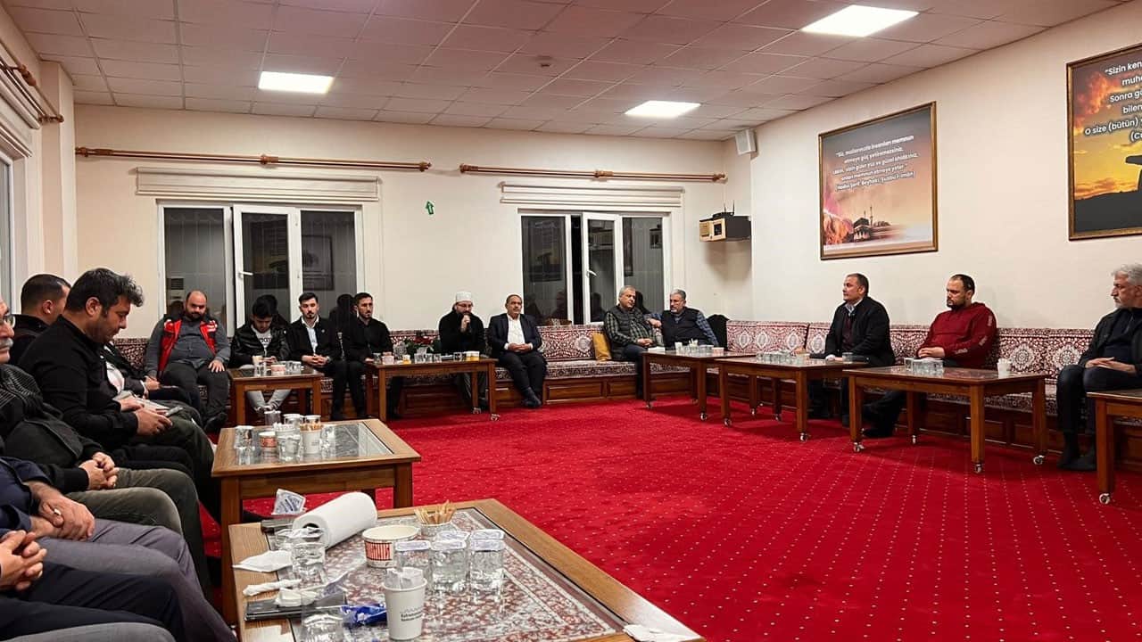 Öğrencileri için kendini siper etti! Ayla öğretmen için mevlit okutuldu
