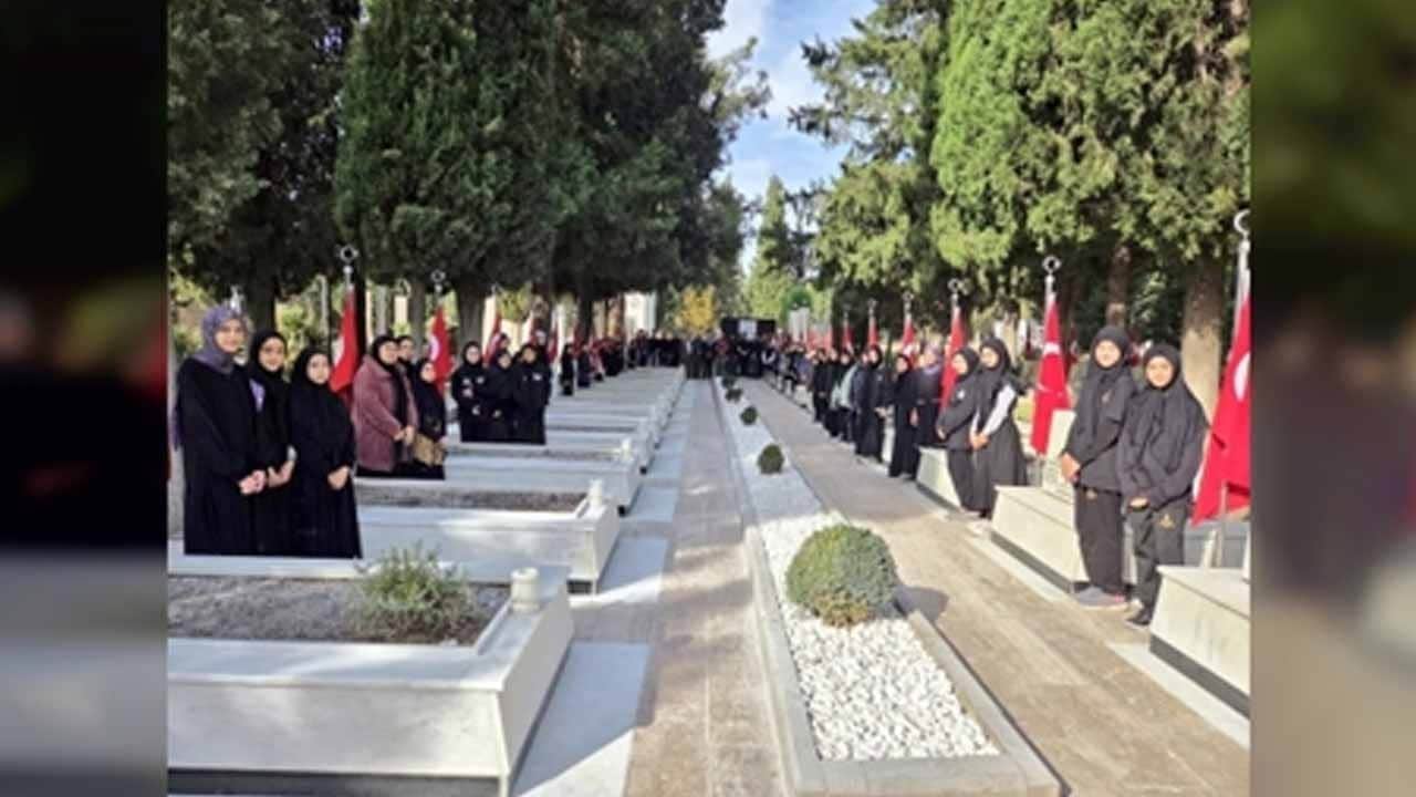 Öğretmenler Günü’nde anlamlı ziyaret! Şehit Öğretmenler Abidesi doldu taştı