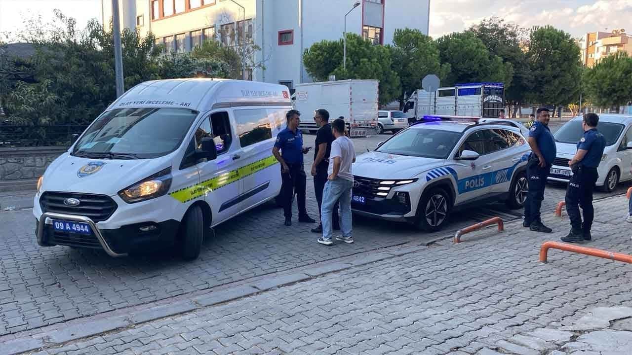 Okul önünde dehşet anları! Park halindeki aracın altından pompalı tüfek çıktı!
