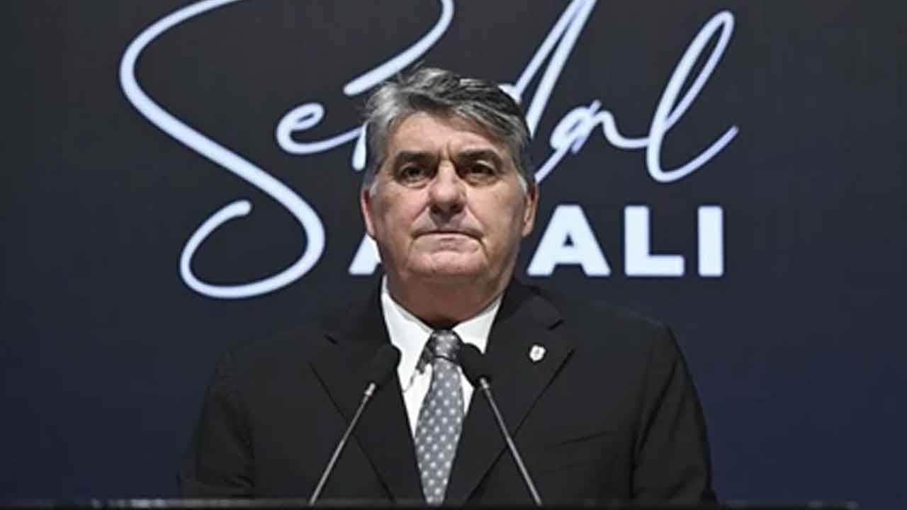 Olağan idari ve mali genel kurul yapıldı! Serdal Adalı yönetimi oy çokluğuyla ibra edildi