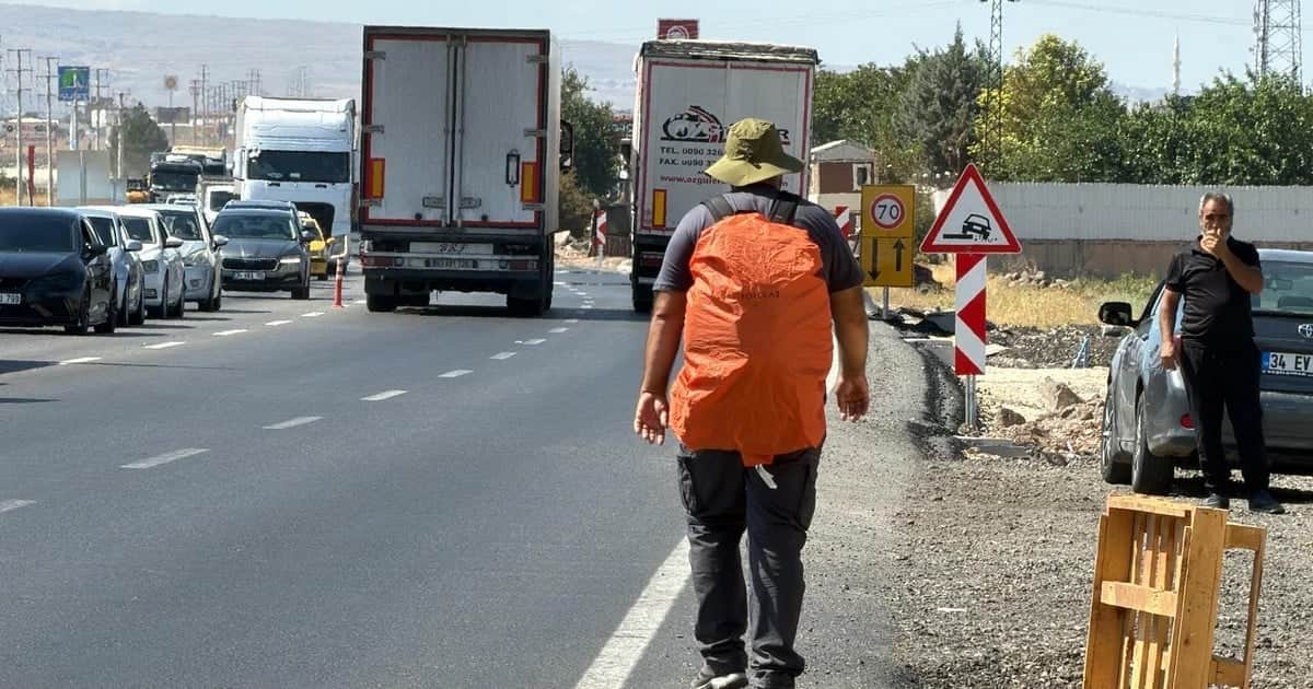 'Ölmeye bile hazırım' diyen baba Arif Güran, Diyarbakır'dan Ankara'ya yola çıktı