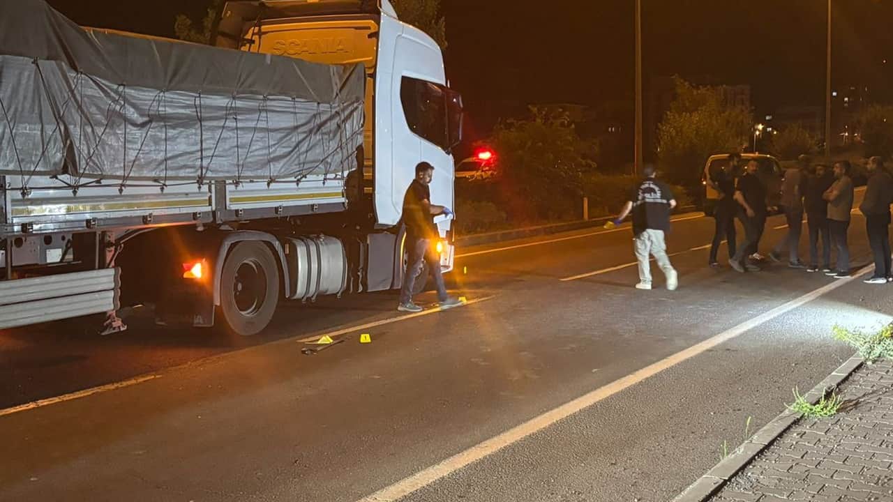 Ormanda iki grup arasında silahlı kavga
