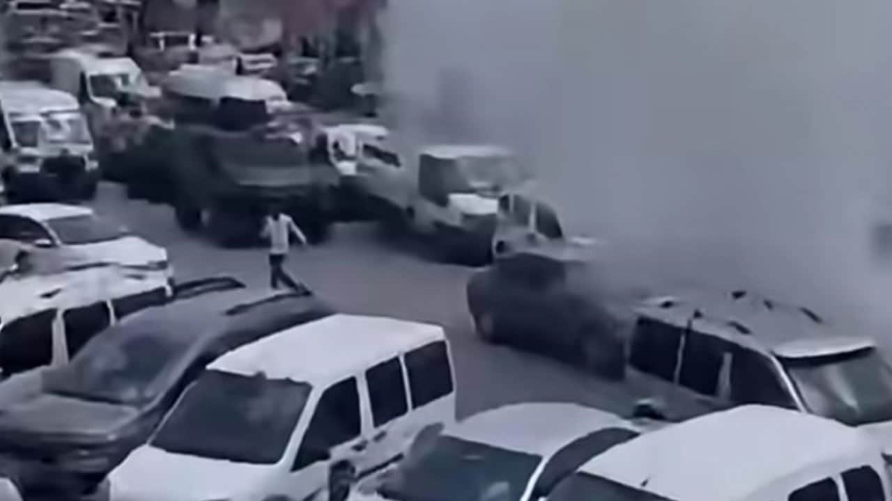 Ortalık savaş alanına döndü! Şaka değil gerçek 400 kişilik aile kavgası