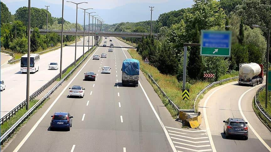 Otoyollar için uyarı geldi! İşte Türkiye genelinde yol durumu