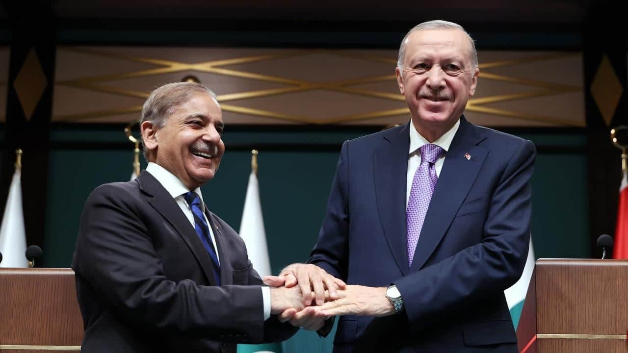 Pakistan Başbakanı Şerif, Türkiye'ye geliyor