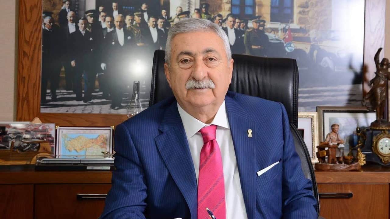 Palandöken: Borçlu esnafın krediye erişiminin önü açıldı! Kredilerde süre uzadı, esnaf rahatladı...