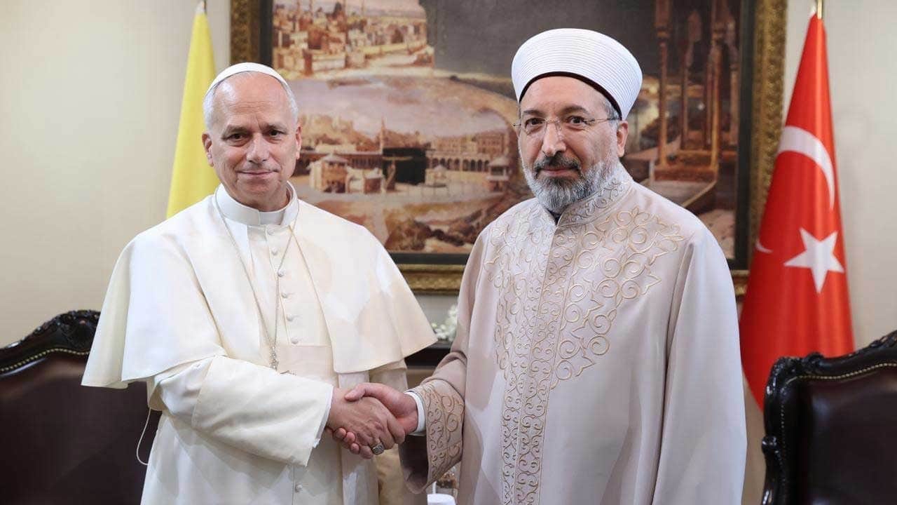 Papa 14. Leo'dan Diyanet İşleri Başkanı Safi Arpaguş'a ziyaret