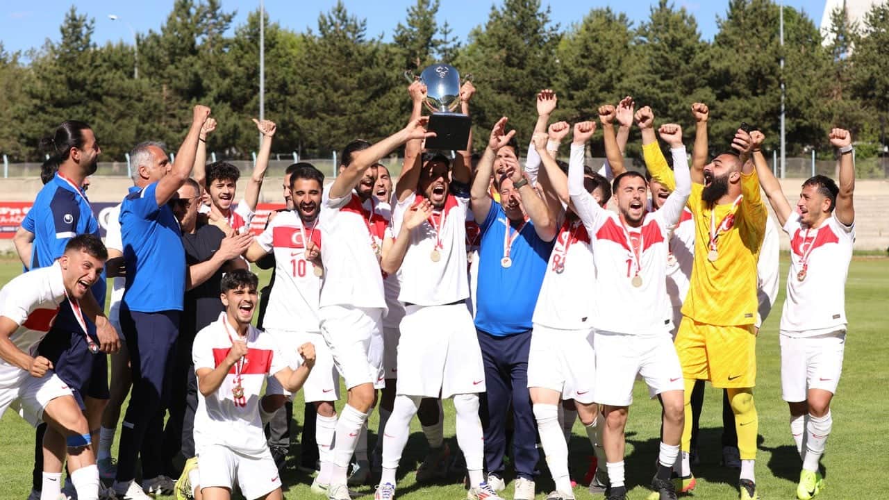 Penaltı düellosunu İstanbul kazandı! UEFA Regions’ Cup’ta Türkiye’yi temsil edecek