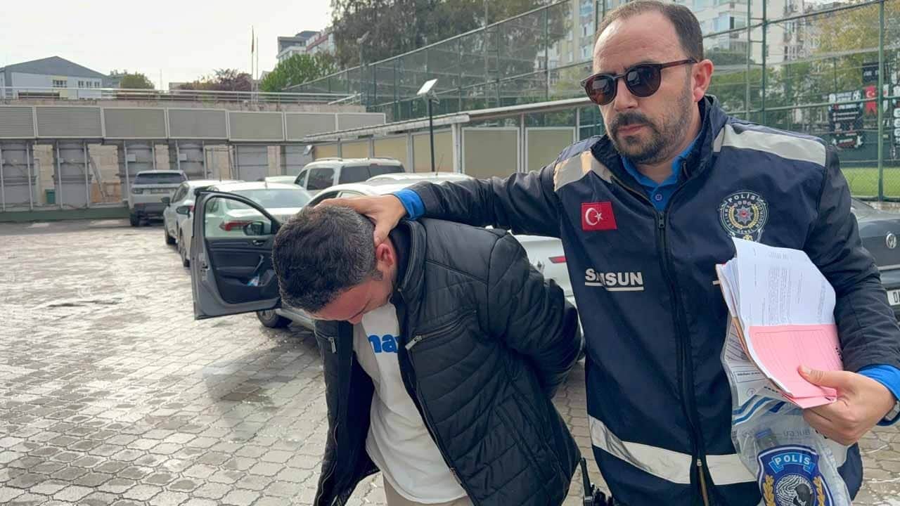 Pencereden giren bıçaklı gaspçı yakalandı
