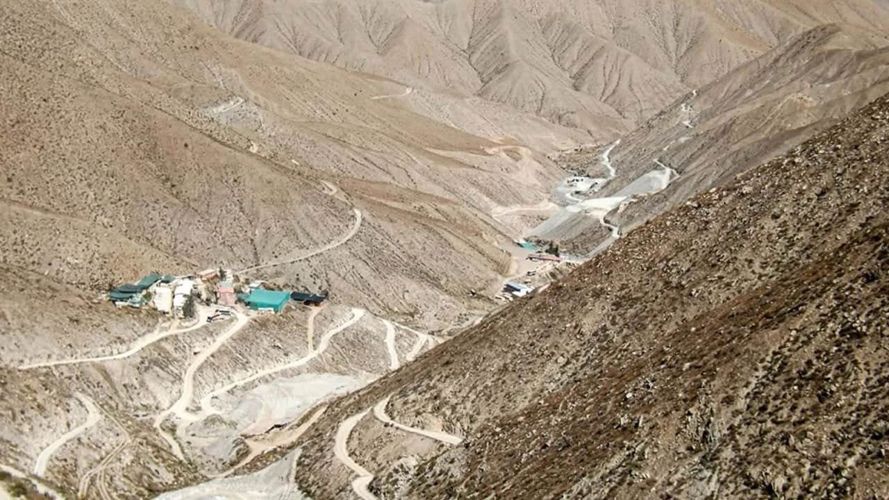 Peru’da kanlı saldırı! Altın madeninde dehşet