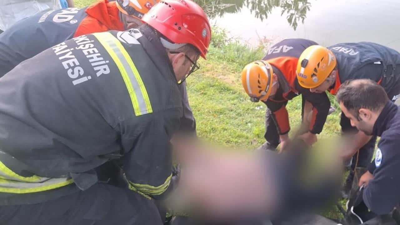 Porsuk Çayı'nda feci olay
