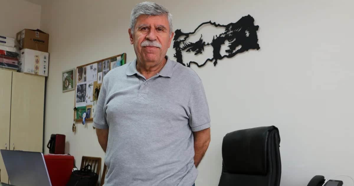 Prof. Dr. Rüstem Hayat, keşfettiği sinek türüne 1 yaşında vefat eden oğlunun adını verdi