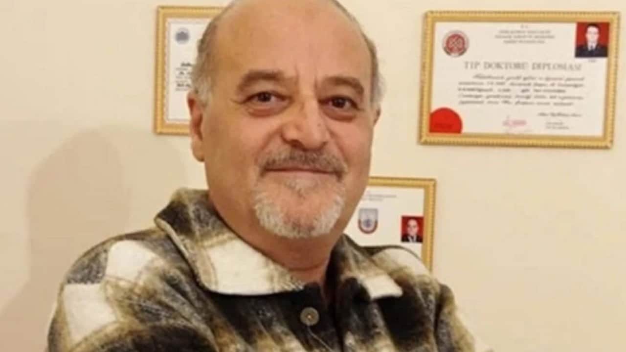 Psikiyatrist değil sanki torbacı! Böyle doktor olmaz olsun…