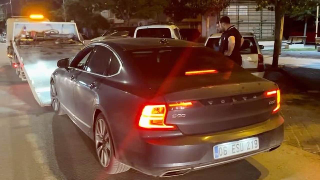 Rekor kırıldı: Çakarlı sürücüye 786 bin TL ceza!