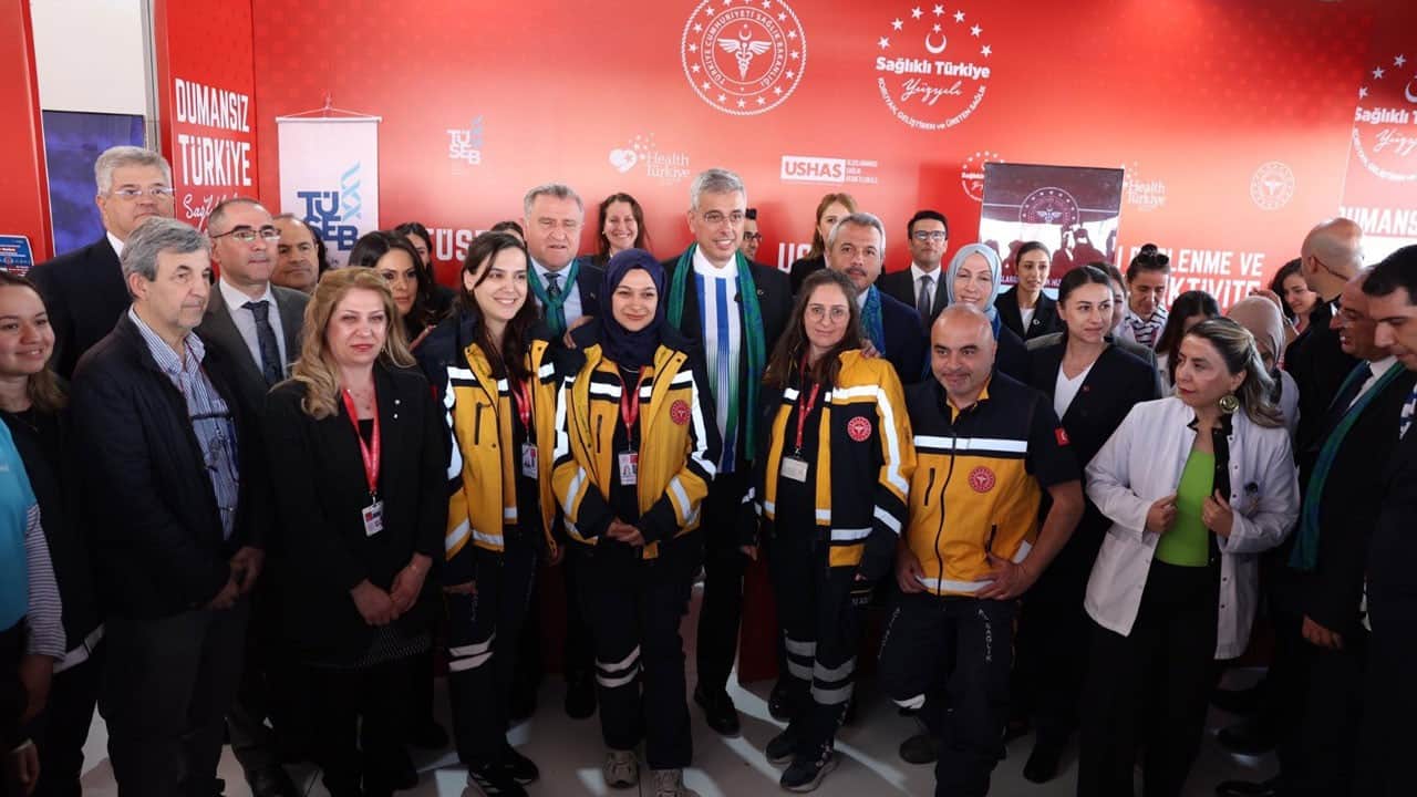 Rize Günleri’nde bir ilk! 11 bin metrekarelik alan dumansız hava sahası oldu