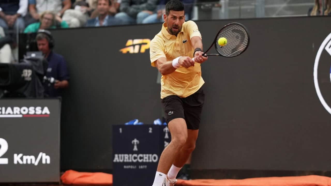 Roma’da büyük şok! Djokovic 20 yaşındaki rakibine yenilip turnuvaya veda etti