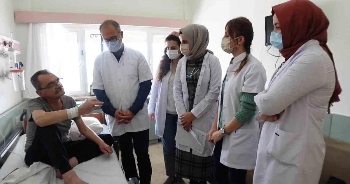 Romatizmada akıllı tedavi: Biyolojik ilaçlar 'yangının çıktığı noktayı' hedefliyor