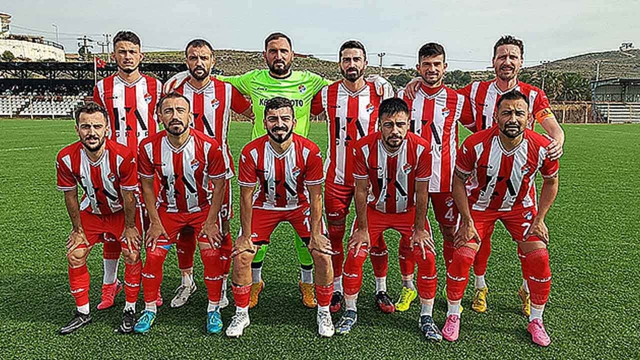 RTÜK Başkanı Mehmet Daniş'ten şampiyon Çanakkalespor'a tebrik! "Namağlup şampiyonluk gururumuzdur!"