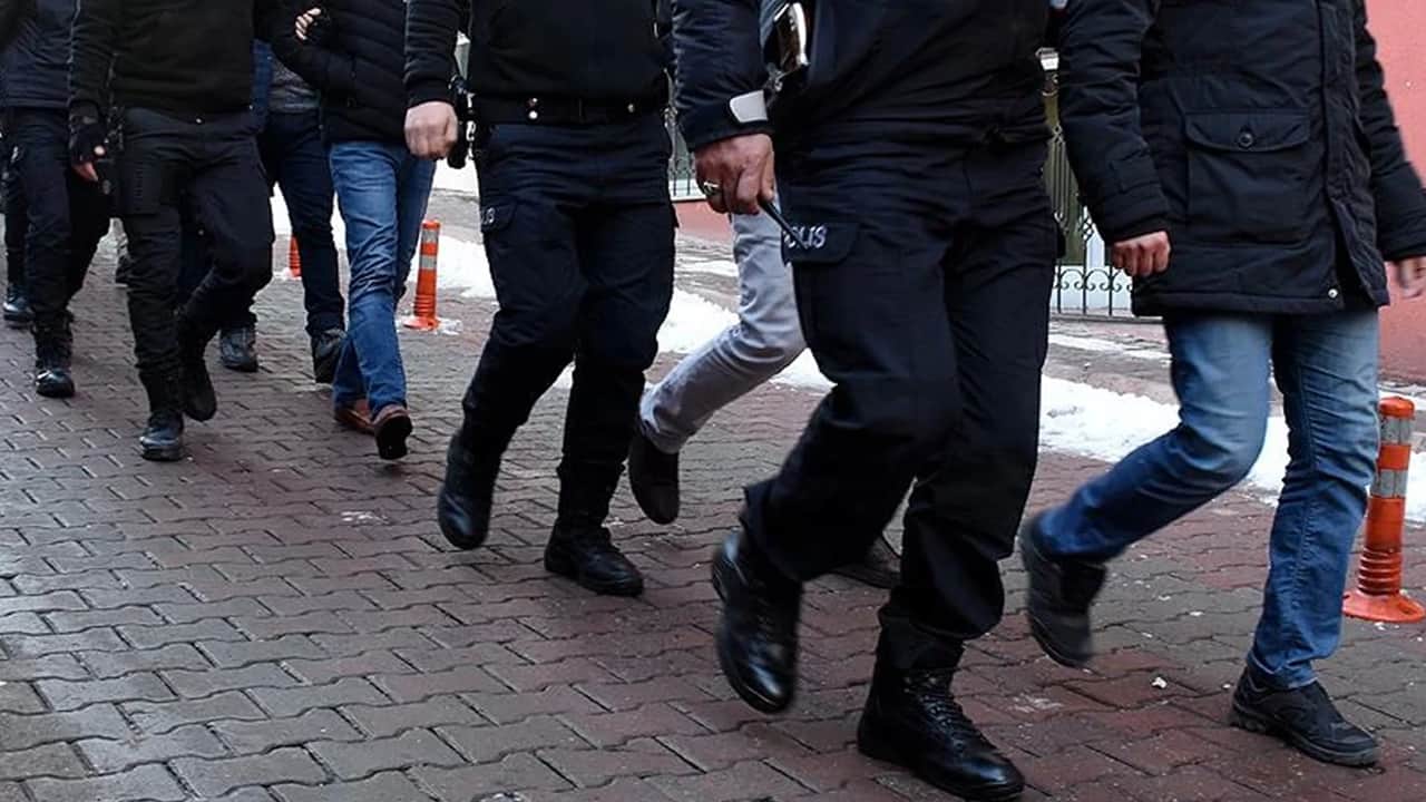 ‘Sahte araç kiralama’ sitesi dolandırıcılarına operasyon!