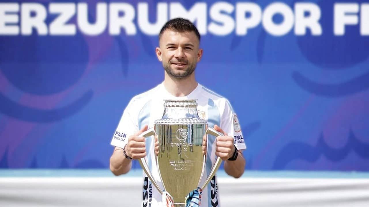 Salih Sarıkaya'dan Erzurumspor’a duygusal veda