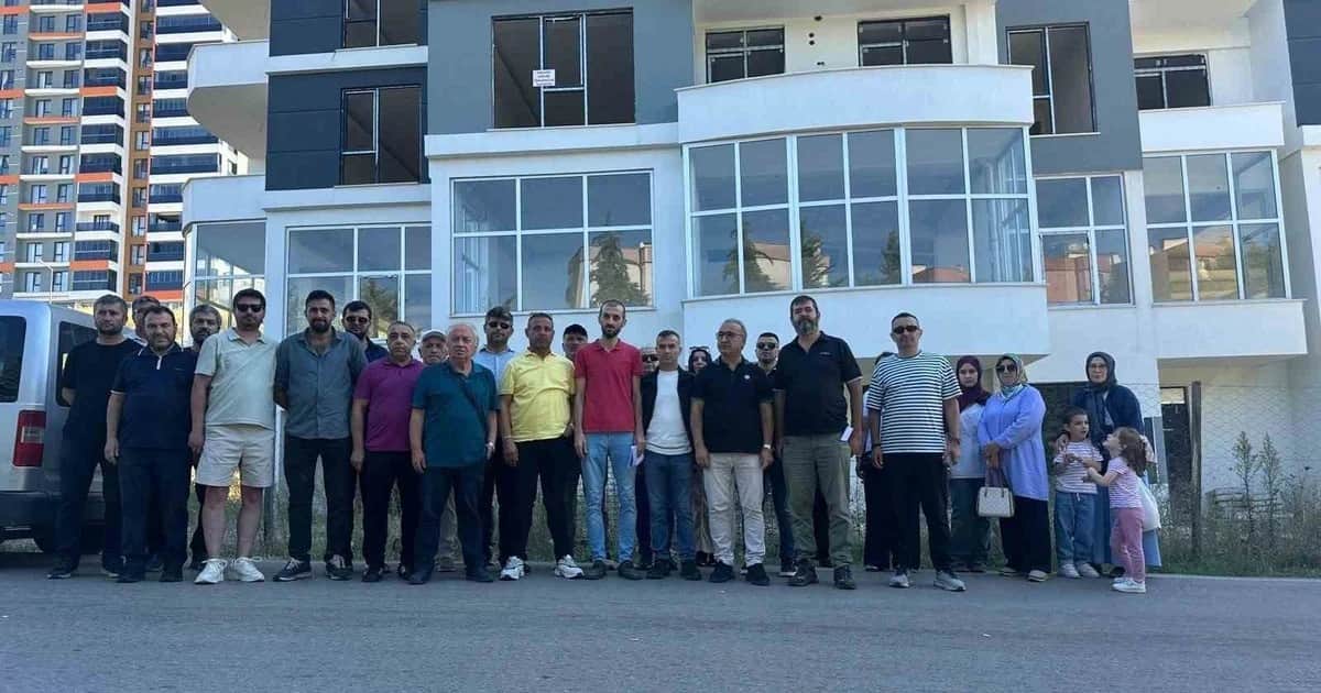 Samsun'da 80'e yakın aile aynı dairenin 3-4 kişiye satıldığını iddia etti