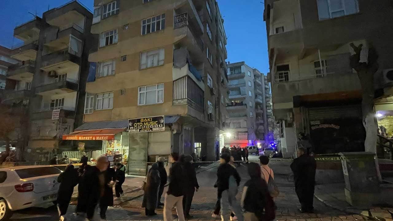Şanlıurfa'da hareketli saatler! 6 katlı bina boşaltıldı
