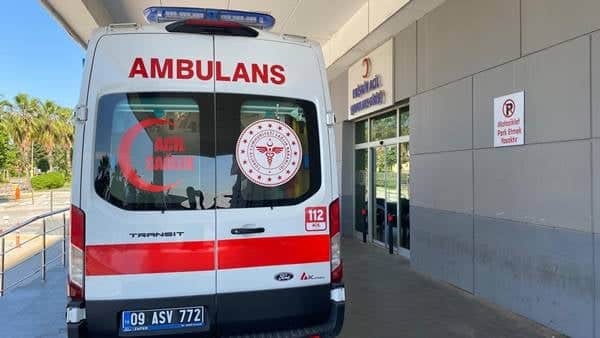 Serinlemek için girdiği derede boğuldu