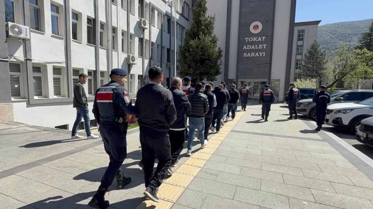 Silah kaçakçılığı operasyonunda çok sayıda tutuklama