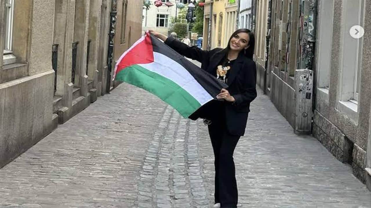 Sözde özgürlükçü Avrupa sadece Müslümana düşman