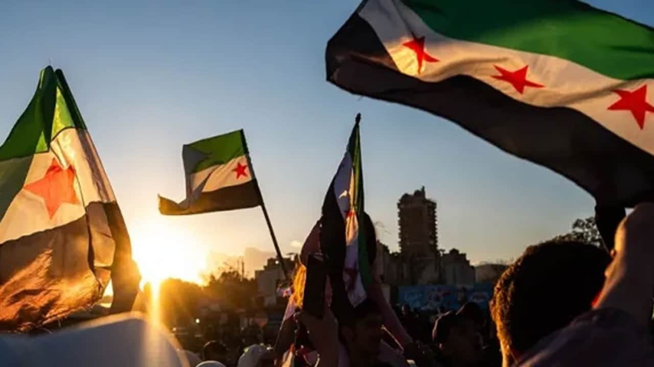 Suriye sınırında gizli bölmede ele geçirildi! Lübnan'a 226 bomba