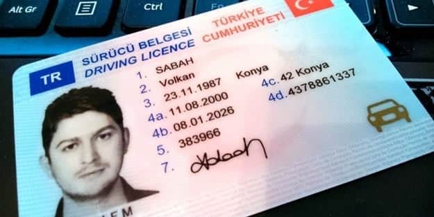 Sürücüler dikkat! Ehliyet yenilemede son haftalara girildi, sağlık raporu şart mı?