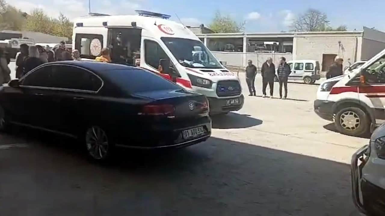 Tabancayla vurulmuş halde bulundu! Otogarda taksici cinayeti