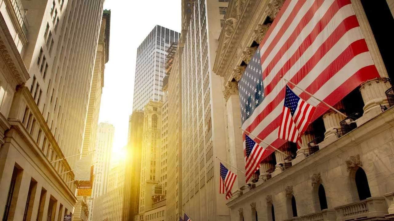 Tahvil faizleri Wall Street’i baskıladı: Petrolün düşüşü kayıpları önleyemedi