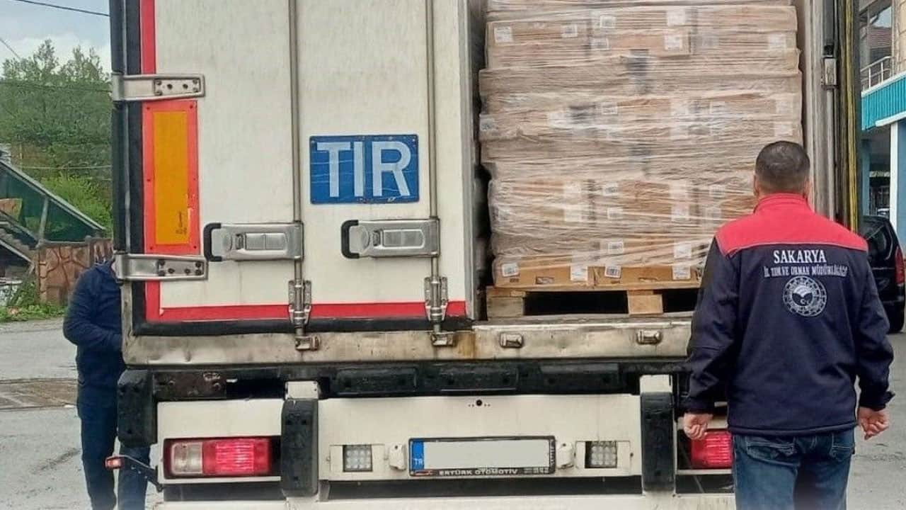 Tam 32 ton tavuk eti ele geçirildi! İnsan sağlığıyla oynuyorlar