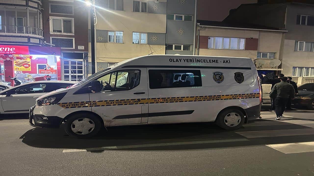 Tartıştığı ağabeyini bıçaklayarak katletti