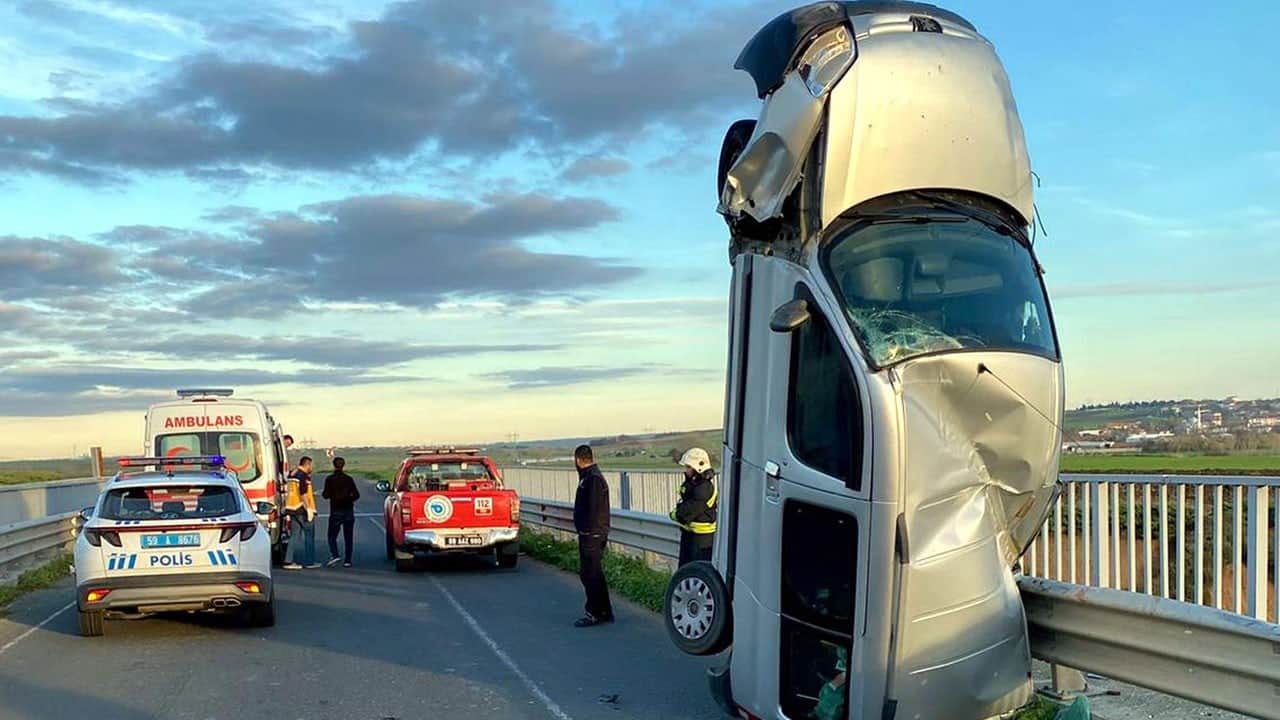 Tekirdağ’da akılalmaz olay! Kaza yapan aracın hali şoke etti