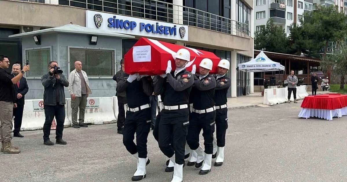 Tekne kazasında ölen polis memuru Yetiş için Sinop Polisevi'nde tören düzenlendi