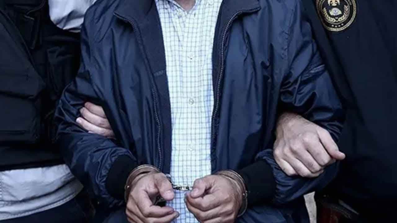 Telefonundan iğrenç fotoğraflar çıktı! Bu haberi okuyunca ‘keşke idam gelse’ diyeceksiniz