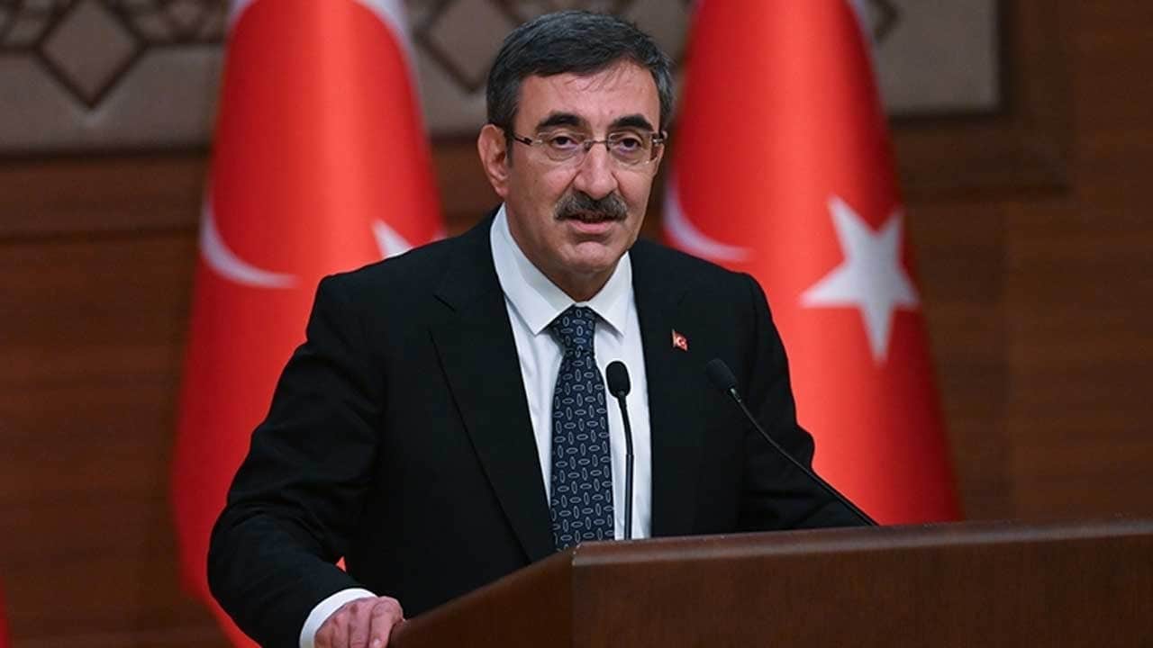 Tezkere Resmi Gazete'de! Cumhurbaşkanlığına Cevdet Yılmaz vekalet edecek