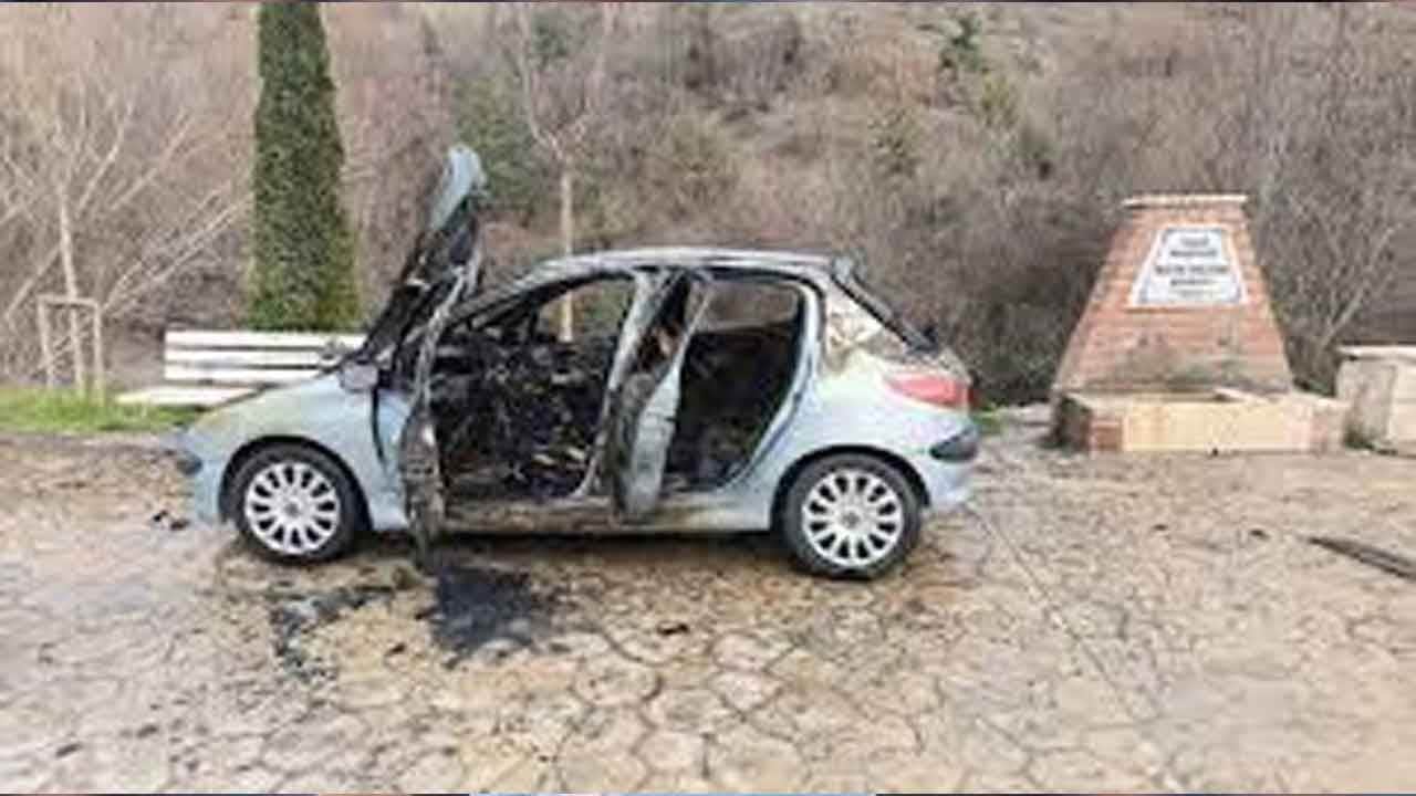 Tokat'ta yürekleri ağza getiren köy yangını! Garajda başlayan alevler otomobil ve odunluğu küle çevirdi!