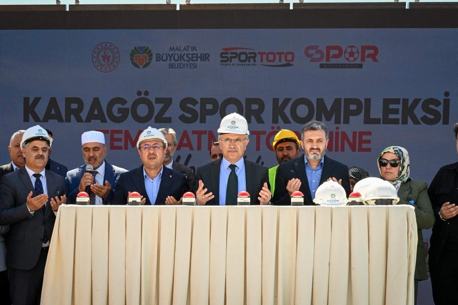 TOKİ Karagöz Spor Kompleksi’nin Temel Atma Töreni Yapıldı