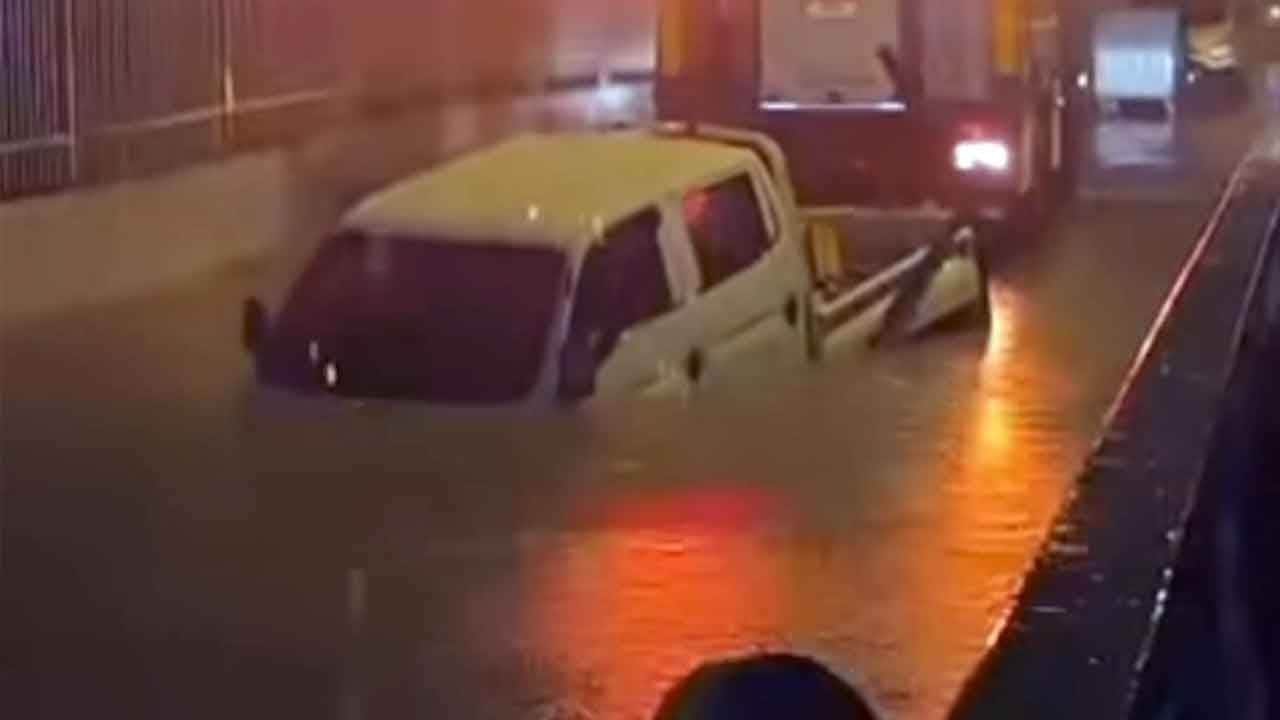 Torbalı'da can pazarı! Sağanak felaketi alt geçidi mezara çevirdi: 1 ölü